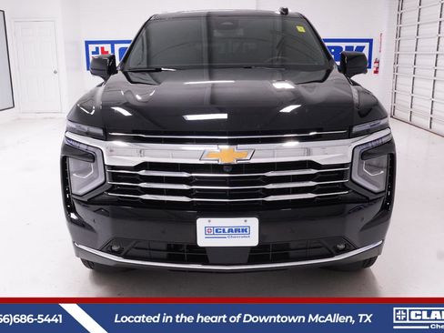 Used 2025 Chevrolet Tahoe LT w/ Comfort Package AWD/4WD image 2