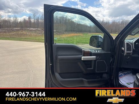 Used 2016 Ford F150 Lariat w/ Equipment Group 502A Luxury AWD/4WD image 13