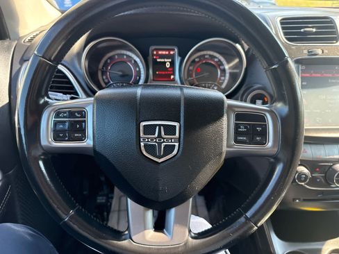 Used 2019 Dodge Journey Crossroad FWD image 21