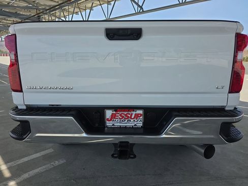 Used 2025 Chevrolet Silverado 2500 LT w/ Convenience Package image 33