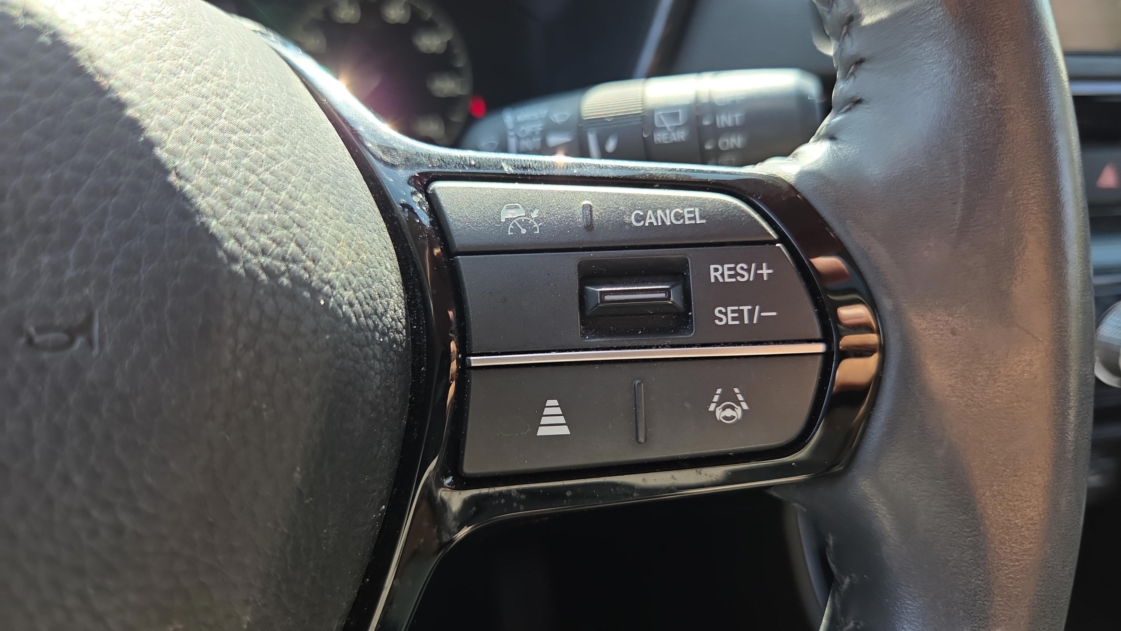 Used 2024 Honda CR-V EX-L image 25