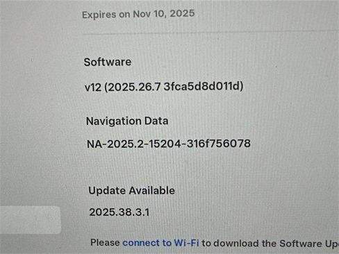 Used 2023 Tesla Model Y Long Range image 30