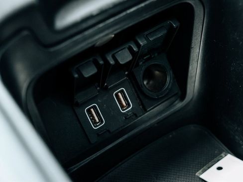 Used 2017 Honda CR-V Touring image 37