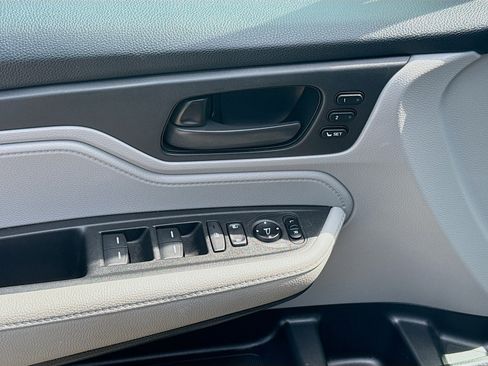 Used 2018 Honda Odyssey EX-L image 14