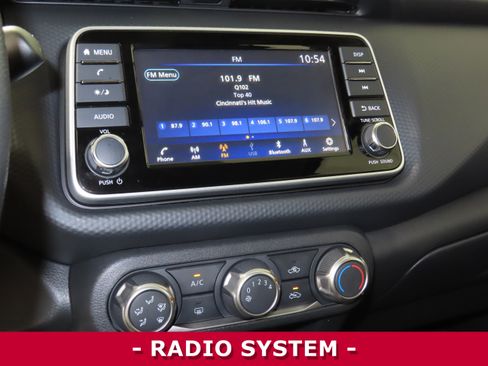 Certified 2025 Nissan Kicks Play S image 19