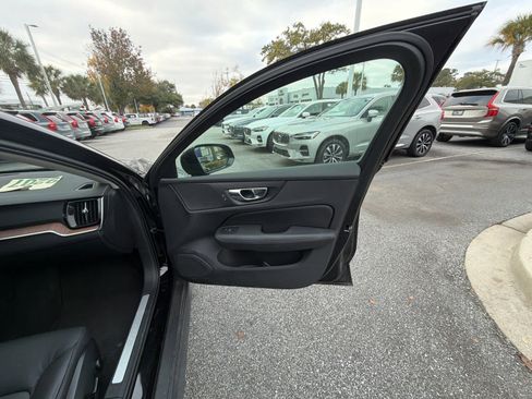 Certified 2025 Volvo V60 B5 Cross Country Plus image 20