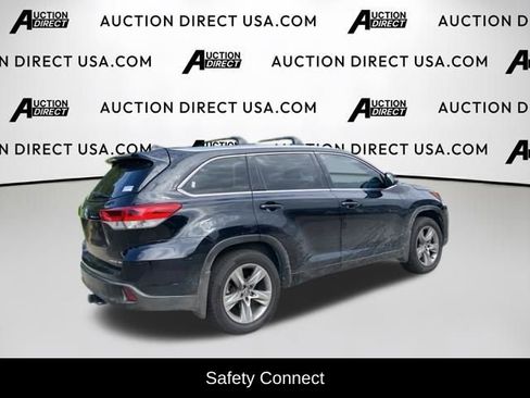 Used 2017 Toyota Highlander Limited Platinum AWD/4WD image 8
