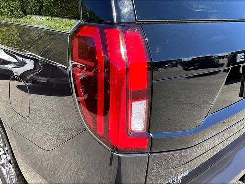 Used 2025 Ford Expedition Max Active AWD/4WD image 29