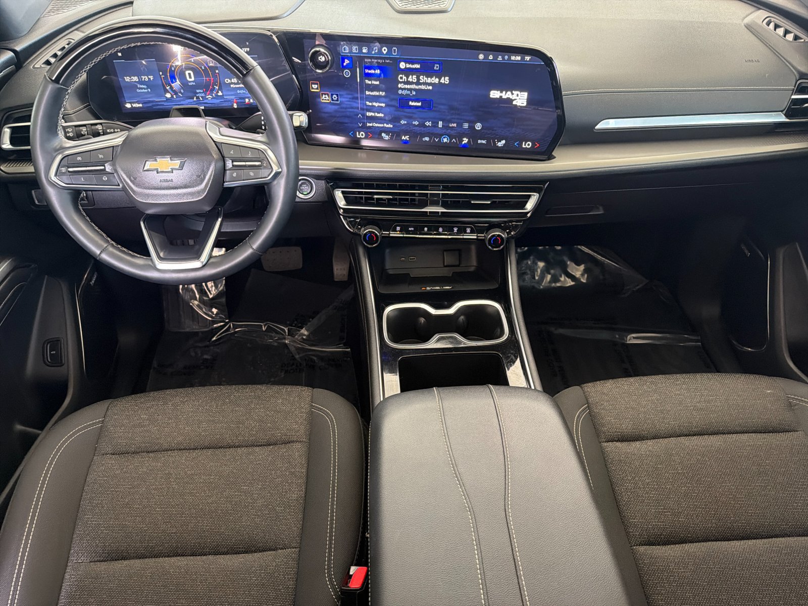 Used 2025 Chevrolet Traverse LT w/ Enhanced Driving Package FWD image 14