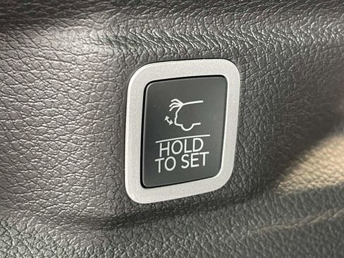 New 2026 Jeep Grand Cherokee L Limited w/ Limited Altitude Package AWD/4WD image 41