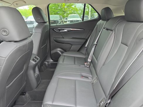 Used 2023 Buick Envision Essence AWD/4WD image 14