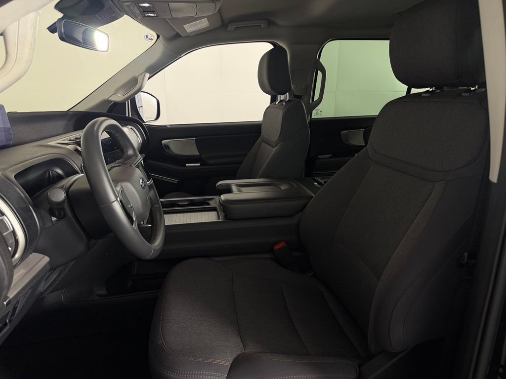 Used 2025 Ford Expedition Max Active RWD image 22