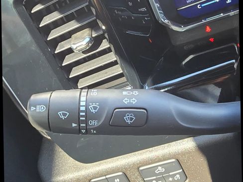 Used 2023 Chevrolet Silverado 1500 RST w/ Z71 Off-Road Package image 19