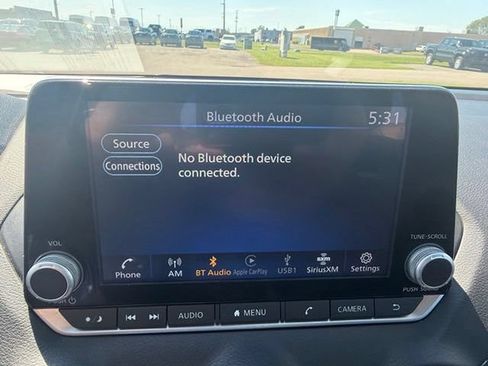 Used 2024 Nissan Sentra SV FWD image 14