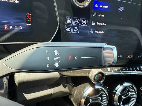 New 2025 Chevrolet Blazer EV LT image 33