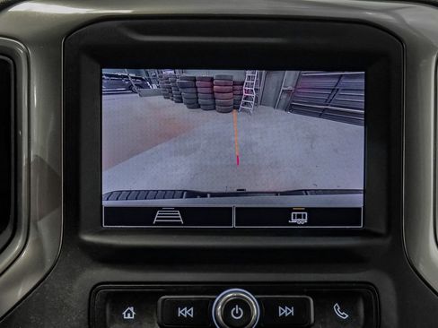 Used 2024 Chevrolet Silverado 2500 Custom w/ Custom Value Package image 22