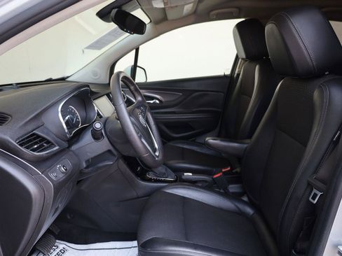 Used 2021 Buick Encore Preferred FWD image 14