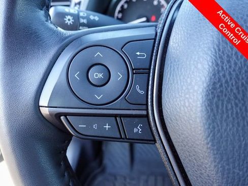 Certified 2021 Toyota Camry SE image 15