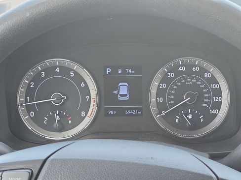 Used 2022 Hyundai Venue SE image 14