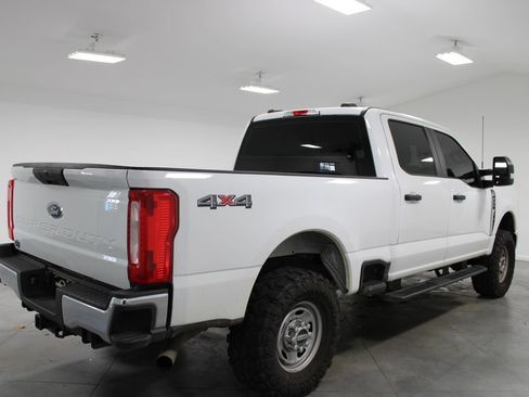 Used 2024 Ford F250 XL w/ XL Off-Road Package AWD/4WD image 9