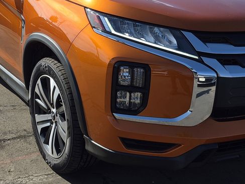 Used 2022 Mitsubishi Outlander Sport SE image 8