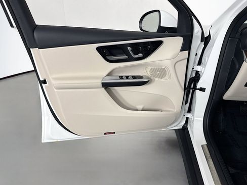 New 2026 Mercedes-Benz GLC 300 image 20
