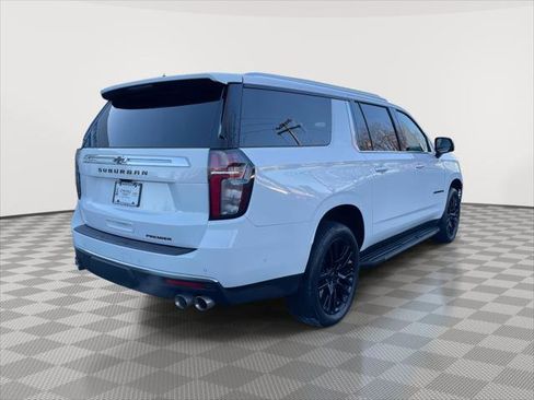 Used 2023 Chevrolet Suburban Premier w/ Advanced Technology Package image 7