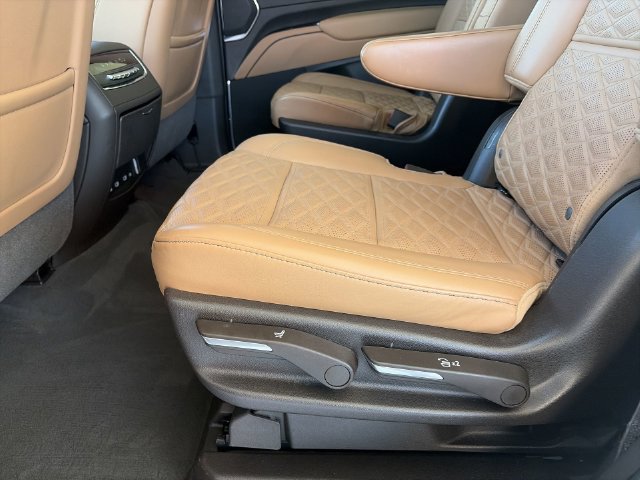 Used 2024 Cadillac Escalade Sport w/ LPO, ONYX Package AWD/4WD image 26