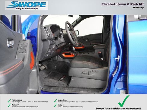 Used 2025 Nissan Frontier PRO-4X image 13