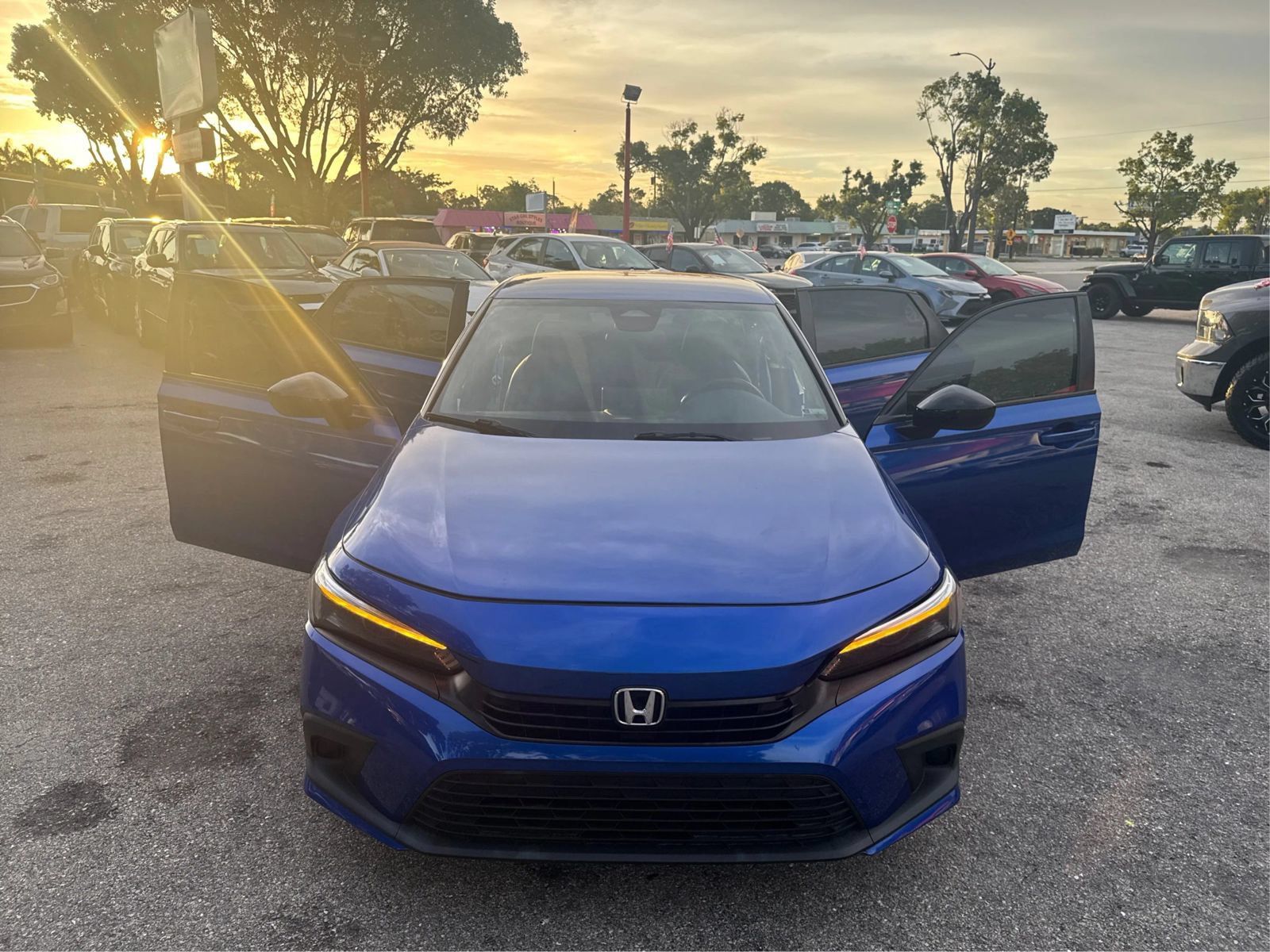 Used 2023 Honda Civic Sport image 21