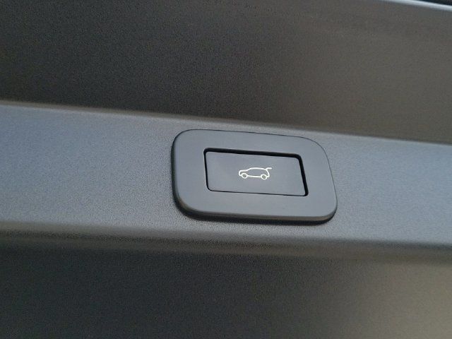 Certified 2024 Land Rover Range Rover Sport Dynamic SE AWD/4WD image 11