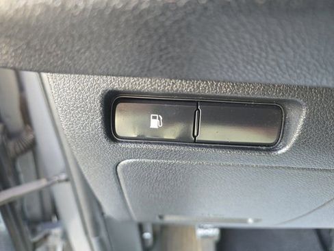 Used 2020 Kia Sorento LX image 22