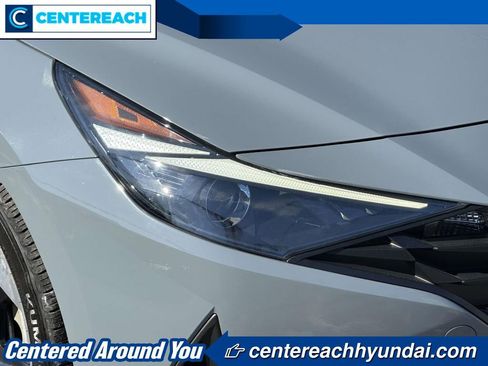 Used 2023 Hyundai Elantra SEL w/ Convenience Package FWD image 7