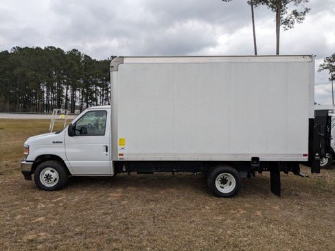 New 2024 Ford E-350 and Econoline 350 Super Duty w/ Power Windows & Locks Group image 7