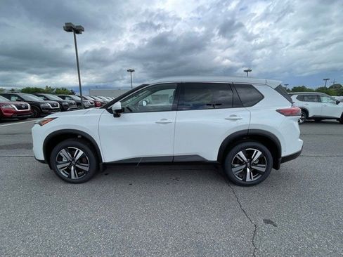 New 2025 Nissan Rogue SL w/ Tech Package image 8