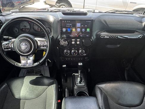 Used 2016 Jeep Wrangler Unlimited Sahara AWD/4WD image 21