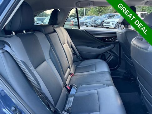 Used 2025 Subaru Outback Onyx Edition AWD/4WD image 11