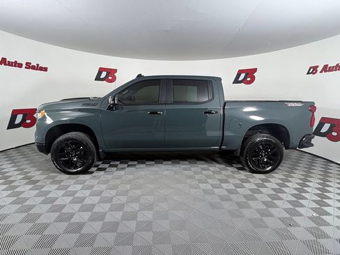 Used 2026 Chevrolet Silverado 1500 LT Trail Boss w/ LT Trail Boss Premium Package AWD/4WD image 3