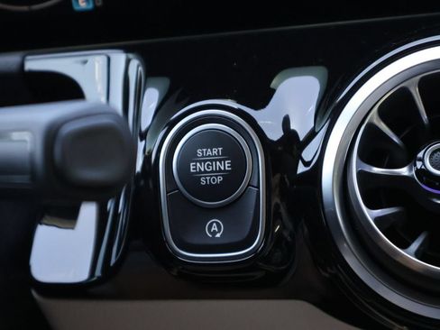 New 2026 Mercedes-Benz GLA 250 4MATIC image 26