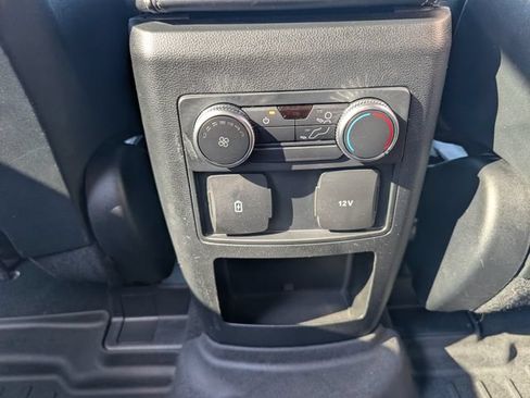 Used 2020 Ford Explorer XLT w/ Equipment Group 202A AWD/4WD image 30