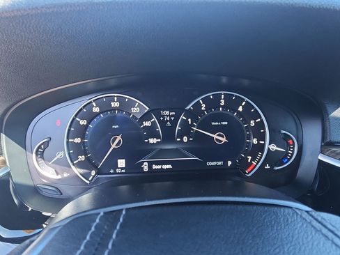 Used 2018 BMW 530i image 10