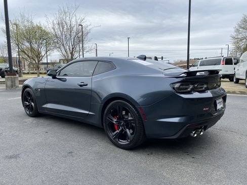 Used 2020 Chevrolet Camaro SS image 7