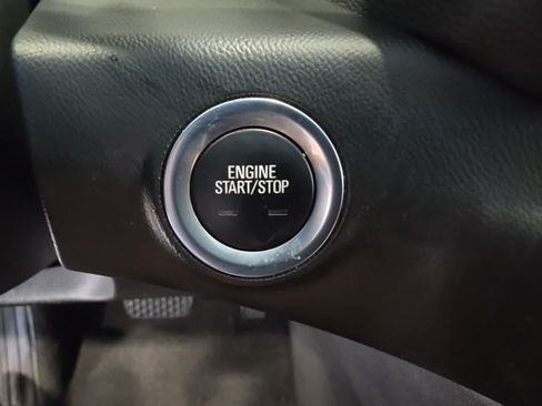 Used 2022 GMC Terrain SLE FWD image 26