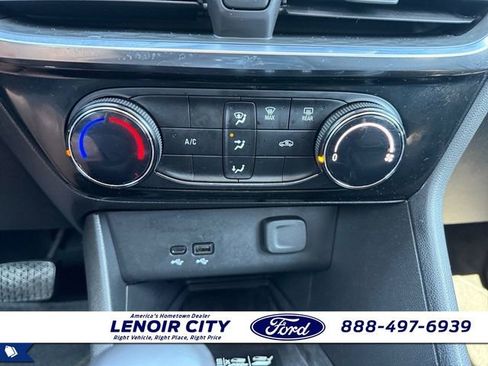 Used 2024 Buick Encore GX Sport Touring w/ Advanced Technology Package AWD/4WD image 26