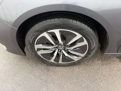 Used 2020 Honda Accord Touring image 43