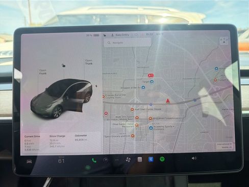 Used 2021 Tesla Model Y Long Range image 9