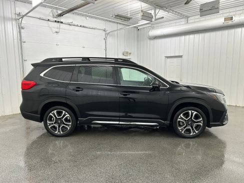 Used 2023 Subaru Ascent Limited AWD/4WD image 37