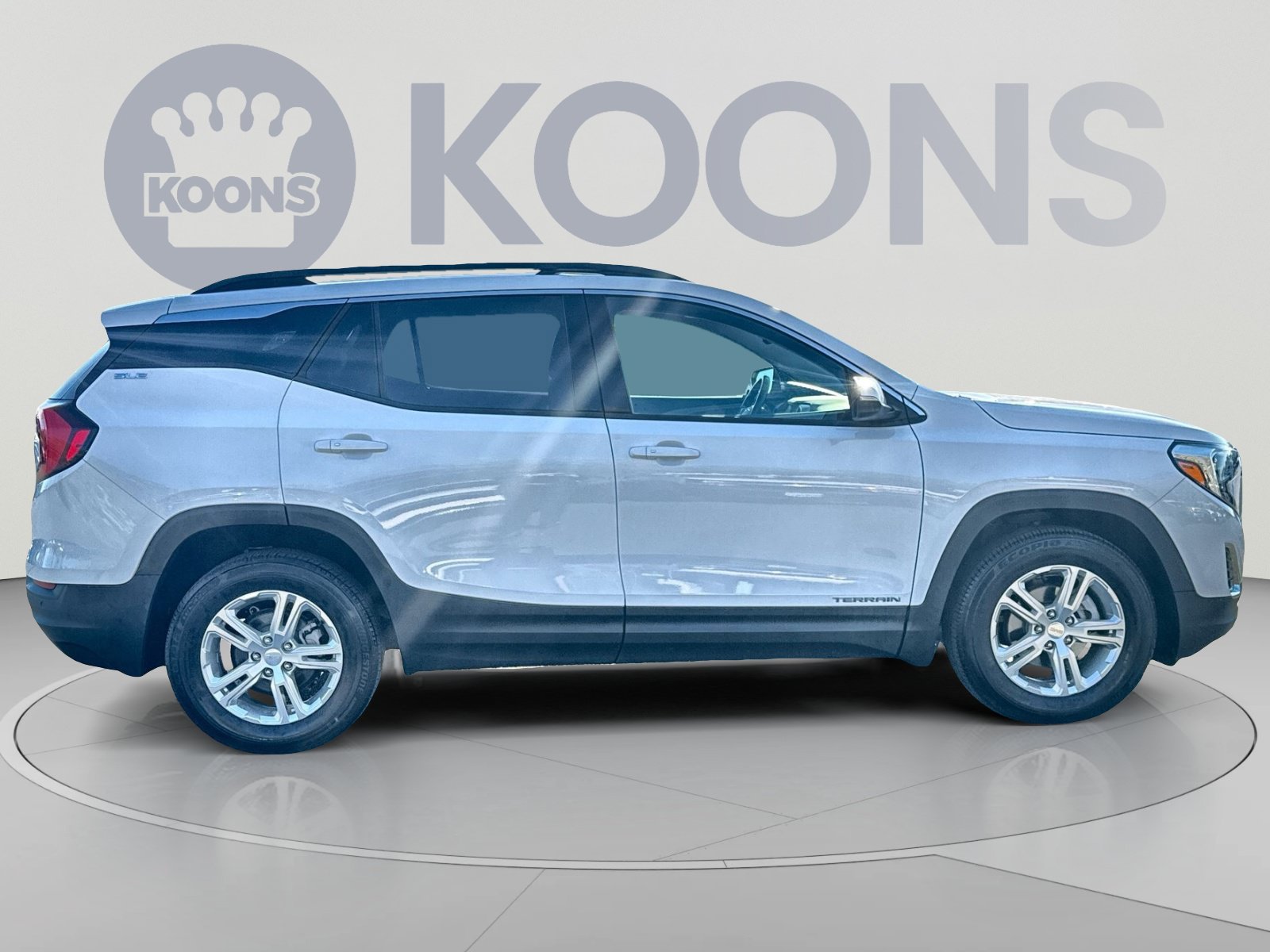 Used 2020 GMC Terrain SLE w/ Driver Convenience Package AWD/4WD image 12