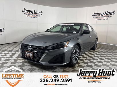 Used 2024 Nissan Altima 2.5 SV