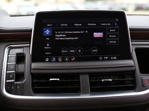 Used 2021 Chevrolet Tahoe High Country image 13